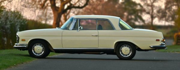 Mercedes-Benz 280 SE 1971 121175