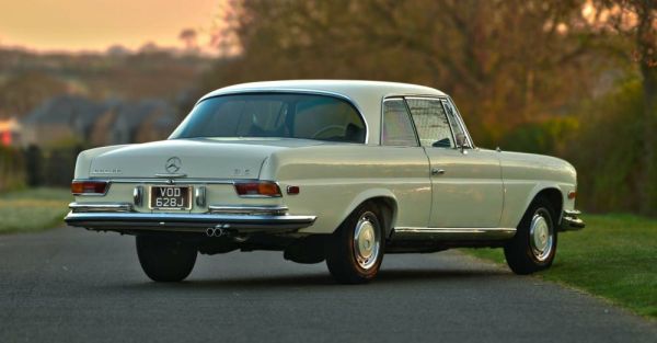 Mercedes-Benz 280 SE 1971 121179