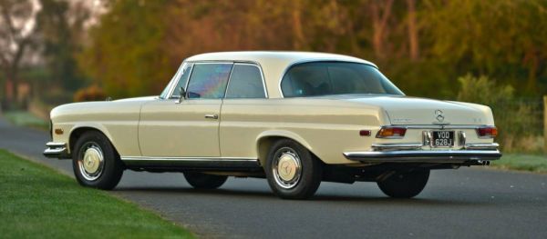 Mercedes-Benz 280 SE 1971 121182