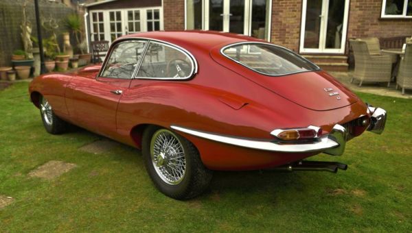 Jaguar E-Type 4.2 1968 126407
