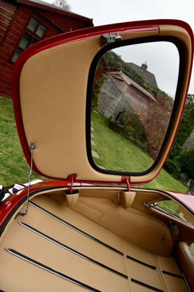 Jaguar E-Type 4.2 1968 126412