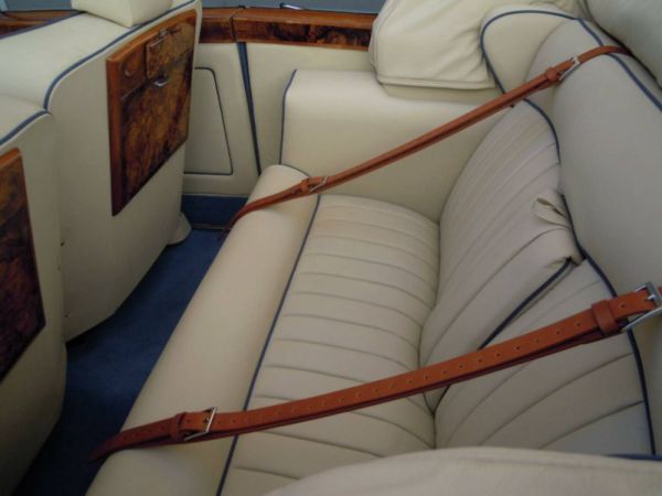 Bentley S3 Mulliner Park Ward DHC 1965 128770