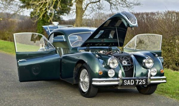 Jaguar XK 140 FHC 1956 130207