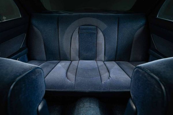 Mercedes-Benz 280 SE 1982 124692