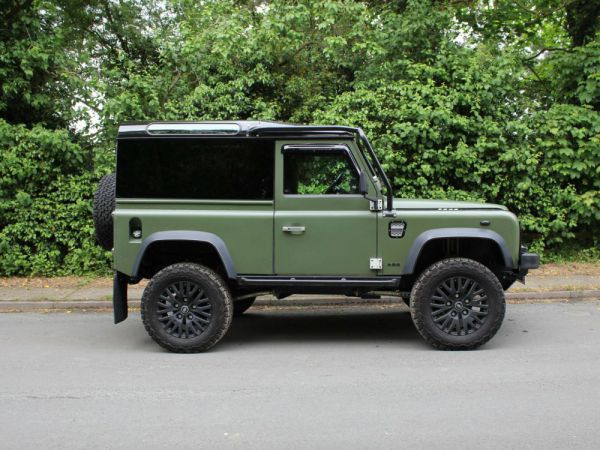 Land Rover Defender 90 Td5 1999 10524