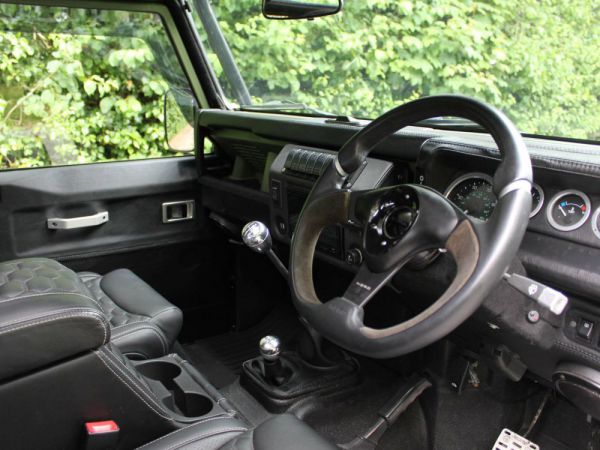 Land Rover Defender 90 Td5 1999 10525
