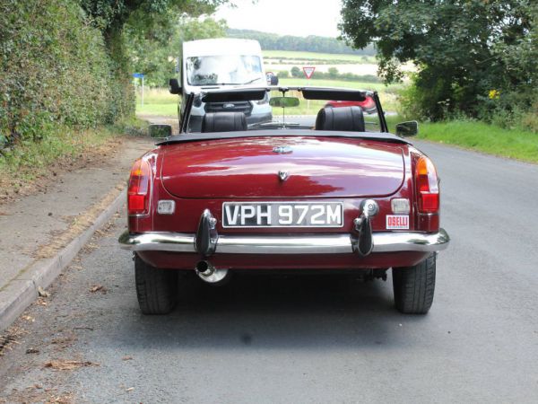 MG MGB 1974 10676