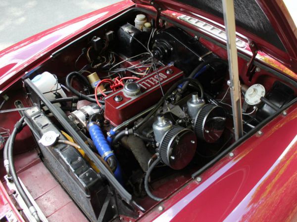 MG MGB 1974 10685
