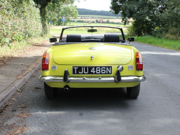 MG MGB 1984 10690