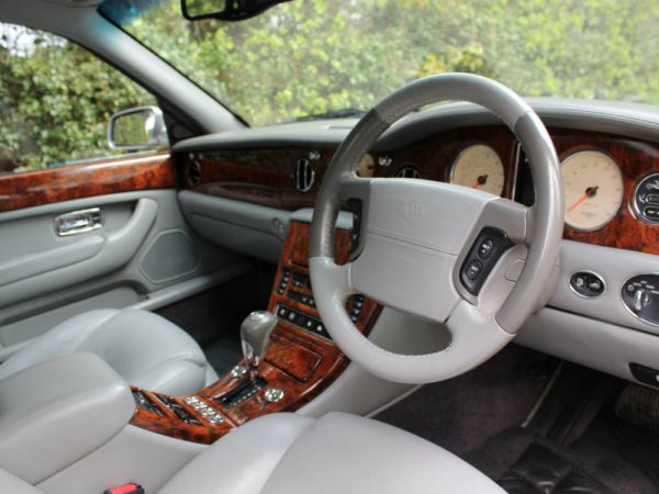 Bentley Arnage Red Label 2000 11124