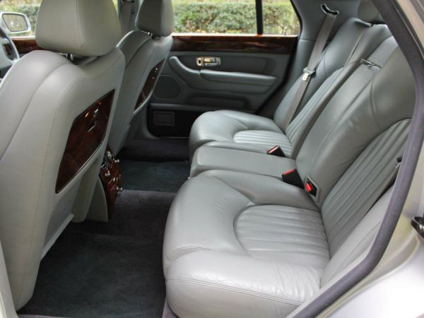 Bentley Arnage Red Label 2000 11131