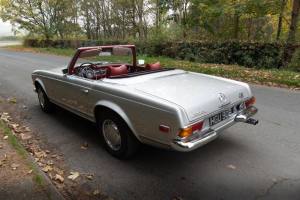 Mercedes-Benz 280 SL 1971 126305