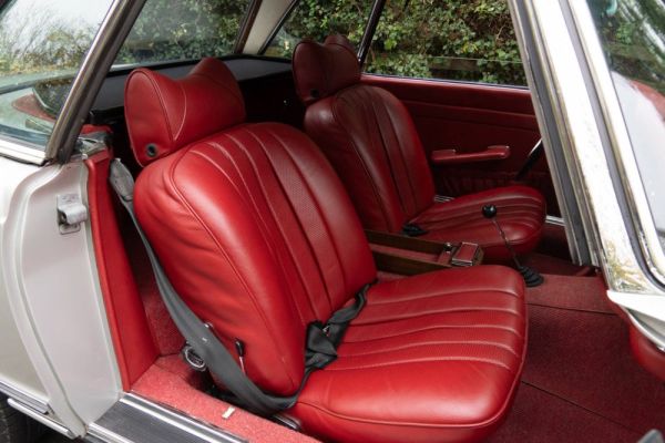 Mercedes-Benz 280 SL 1971 126310