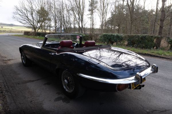 Jaguar E-Type V12 1974 128472