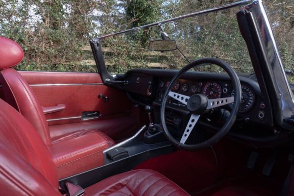 Jaguar E-Type V12 1974 128474