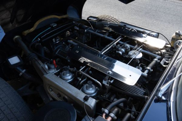 Jaguar E-Type V12 1974 128478