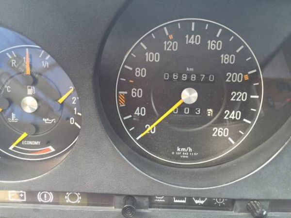 Mercedes-Benz 560 SL 1989 31463