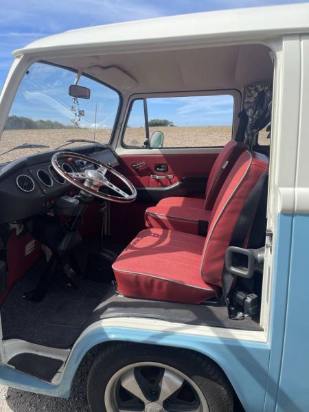 Volkswagen T2b Camper 1973 31567