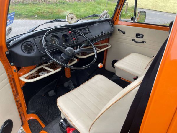 Volkswagen T2b Westfalia 1973 31577