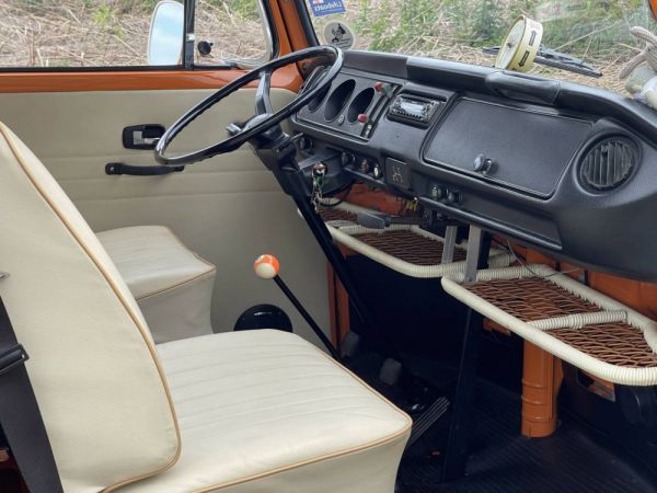 Volkswagen T2b Westfalia 1973 31578