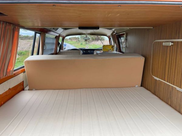 Volkswagen T2b Westfalia 1973 31581