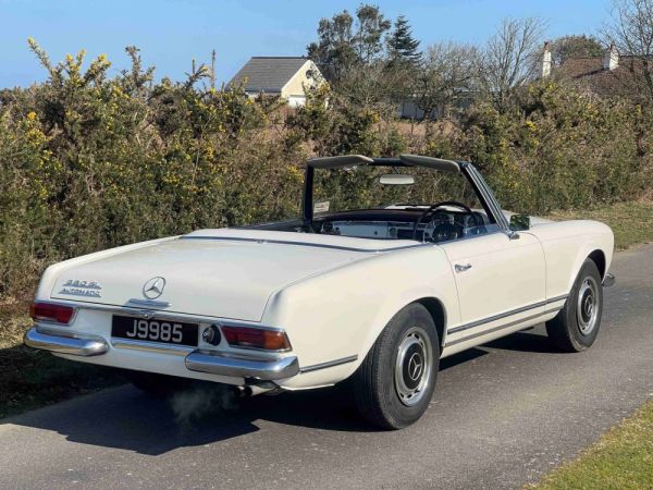 Mercedes-Benz 280 SL 1970 123554