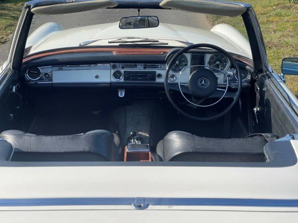 Mercedes-Benz 280 SL 1970 123558