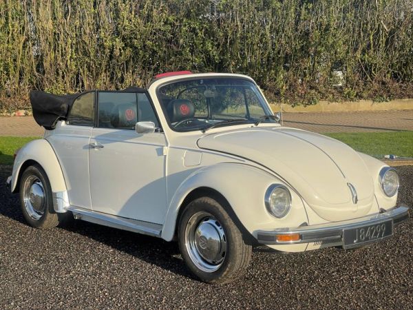 Volkswagen Maggiolone 1303 LS 1979 130088