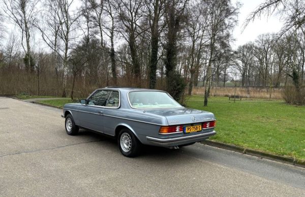 Mercedes-Benz 280 CE 1978 108370