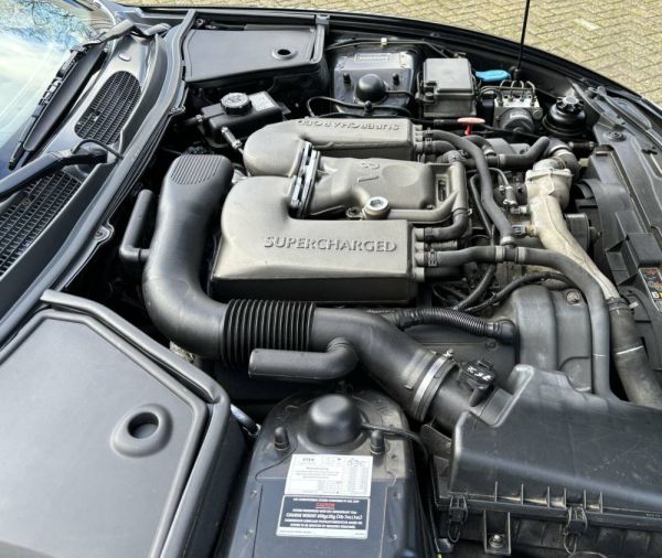 Jaguar XKR 2000 120958