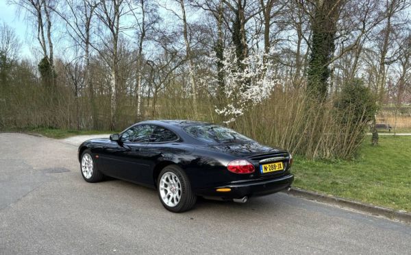 Jaguar XKR 2000 120962