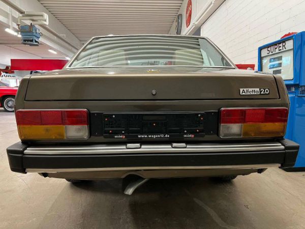 Alfa Romeo Alfetta 2.0 1982 59421