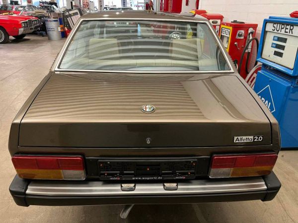 Alfa Romeo Alfetta 2.0 1982 59422