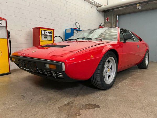 Ferrari Dino 308 GT4 1977