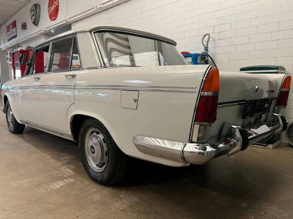 Fiat 2300 1964 114639