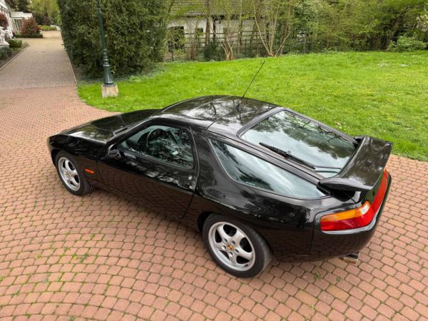 Porsche 928 GTS 1995 101098