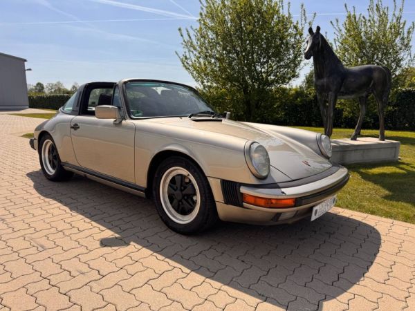Porsche 911 Carrera 3.2 1985 117753