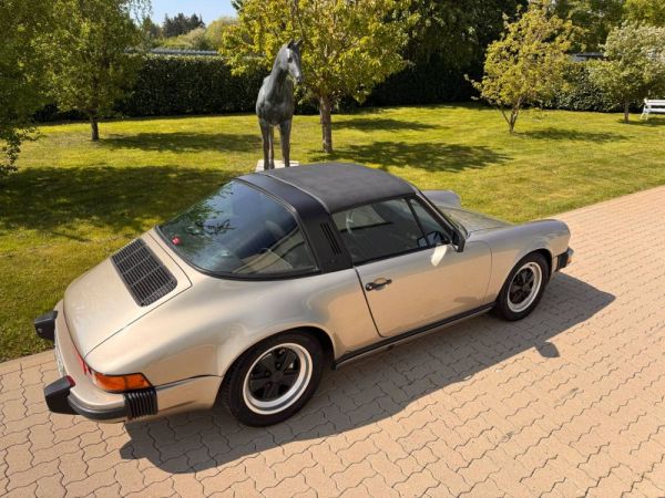 Porsche 911 Carrera 3.2 1985 117764