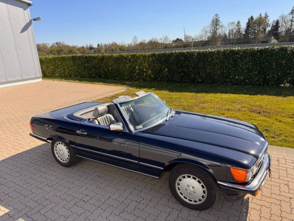 Mercedes-Benz 560 SL 1986 123760