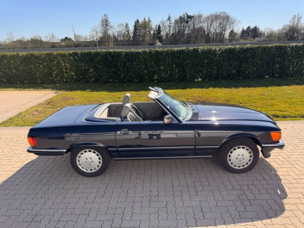 Mercedes-Benz 560 SL 1986 123762