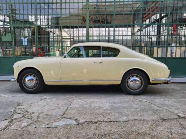 Lancia Aurelia B20 GT 2500 1954