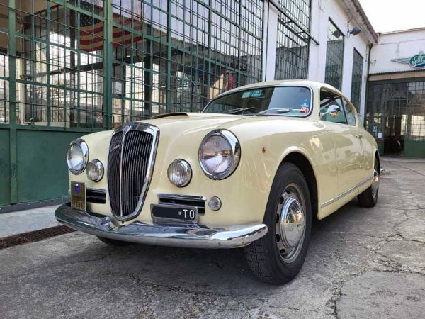 Lancia Aurelia B20 GT 2500 1954 9811