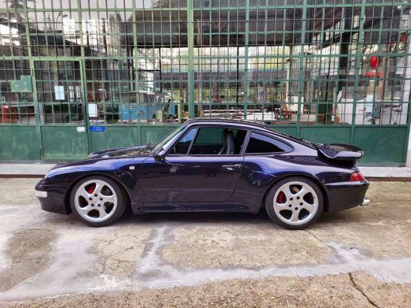 Porsche 911 Carrera 2 1992