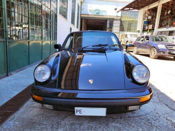 Porsche 911 Carrera 3.2 1987 10044