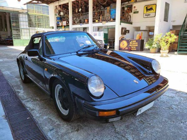 Porsche 911 Carrera 3.2 1987 10045
