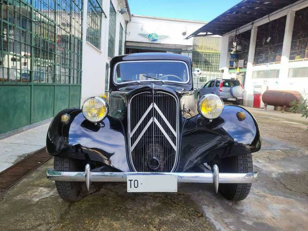 Citroën Traction Avant 11 BL 1955 74103