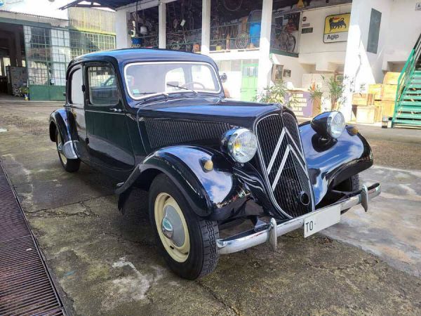 Citroën Traction Avant 11 BL 1955 74105