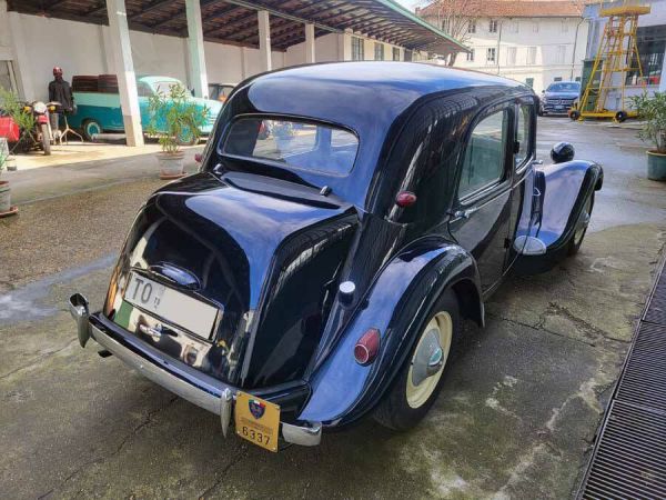 Citroën Traction Avant 11 BL 1955 74108