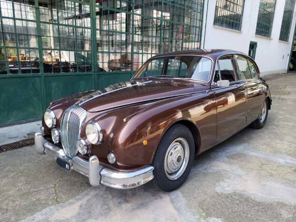 Daimler 2.5 Litre V8 1964 74138