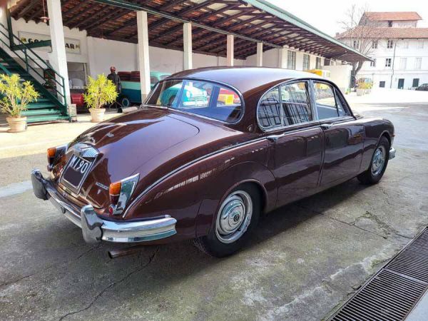 Daimler 2.5 Litre V8 1964 74142